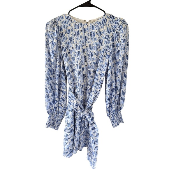 Alice + Olivia Molli Belted Floral Mini Dress - Picture 14 of 16